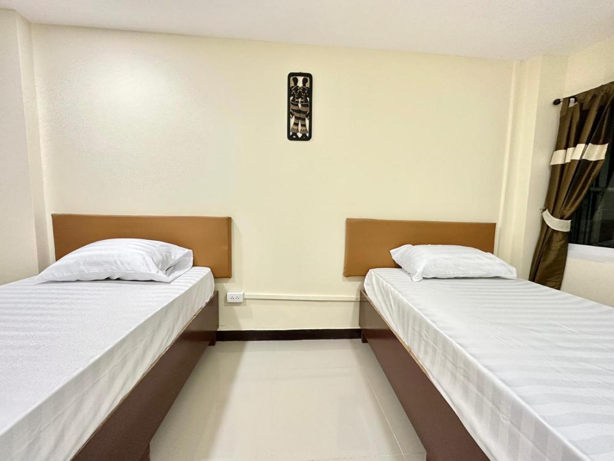 Baan At Khaosan Hostel Бангкок Экстерьер фото