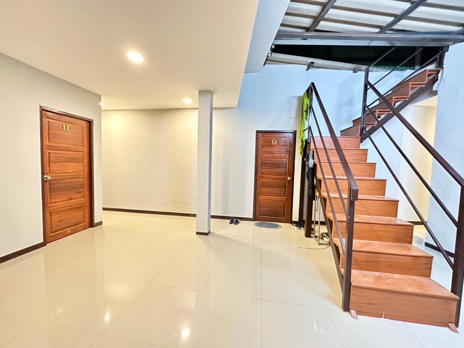 Baan At Khaosan Hostel Бангкок Экстерьер фото