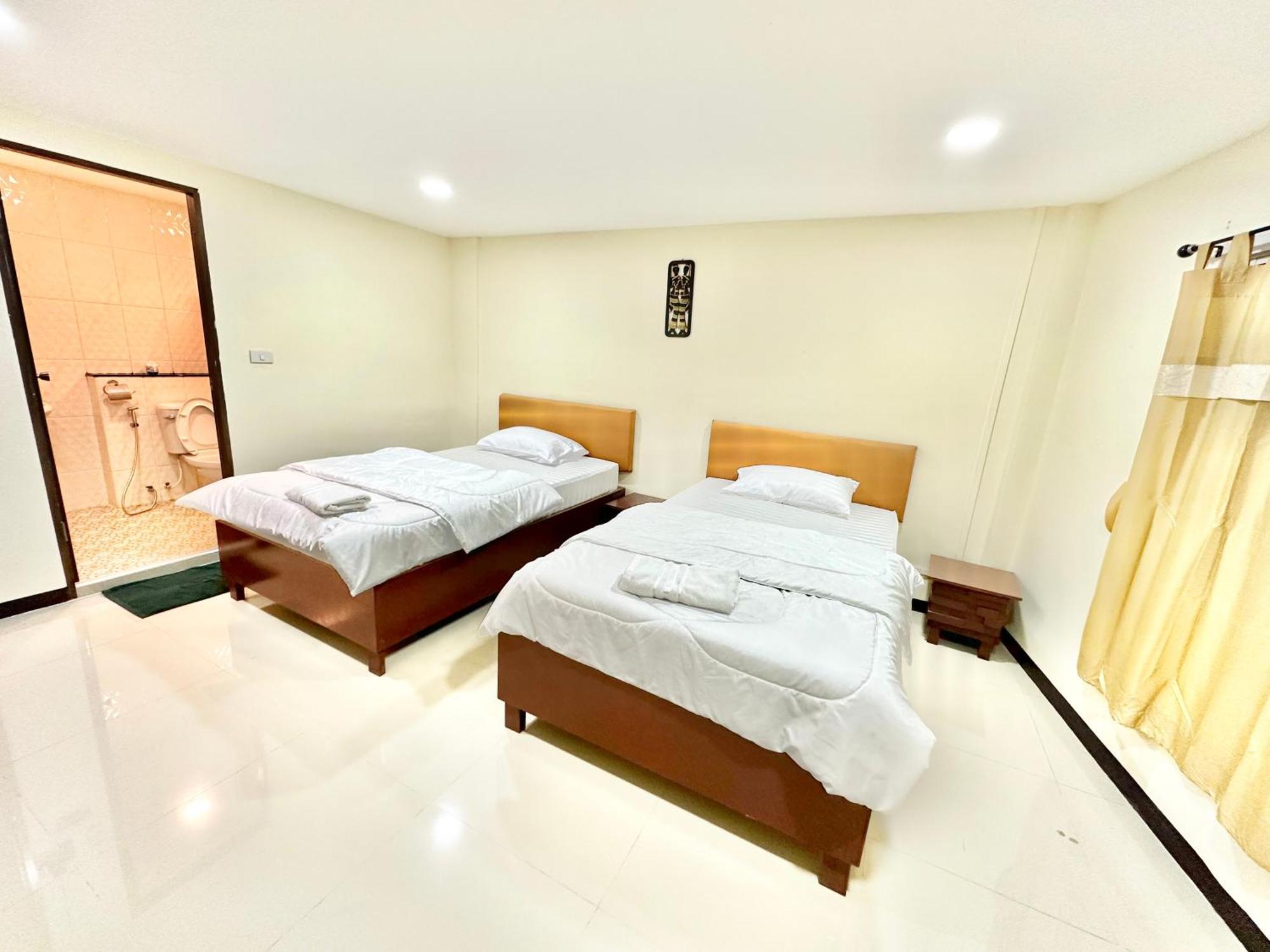 Baan At Khaosan Hostel Бангкок Экстерьер фото